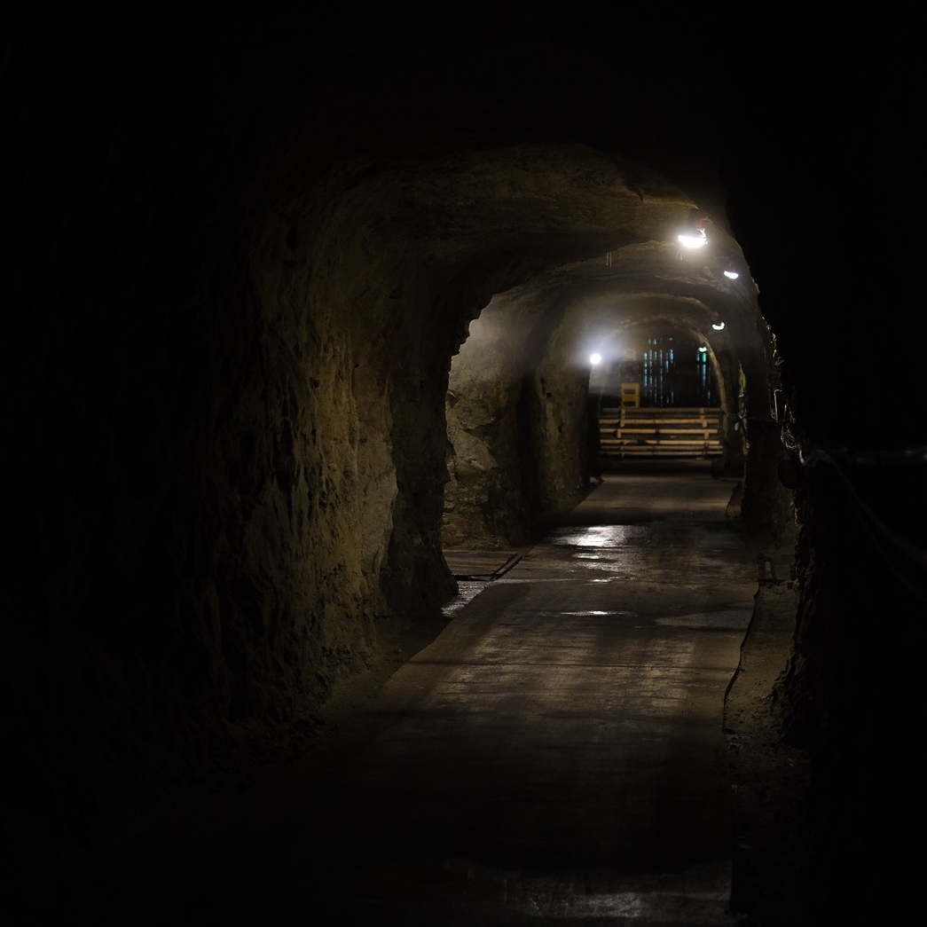 VEILの世界観を表現するキービジュアル